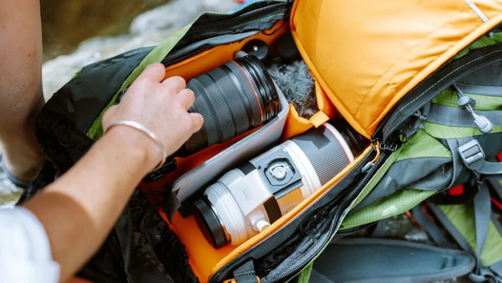 Lightweight Camera Bag: Ultimate Comfort and Protection Guide