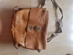 How to Spot a Fake Mulberry Messenger Bag