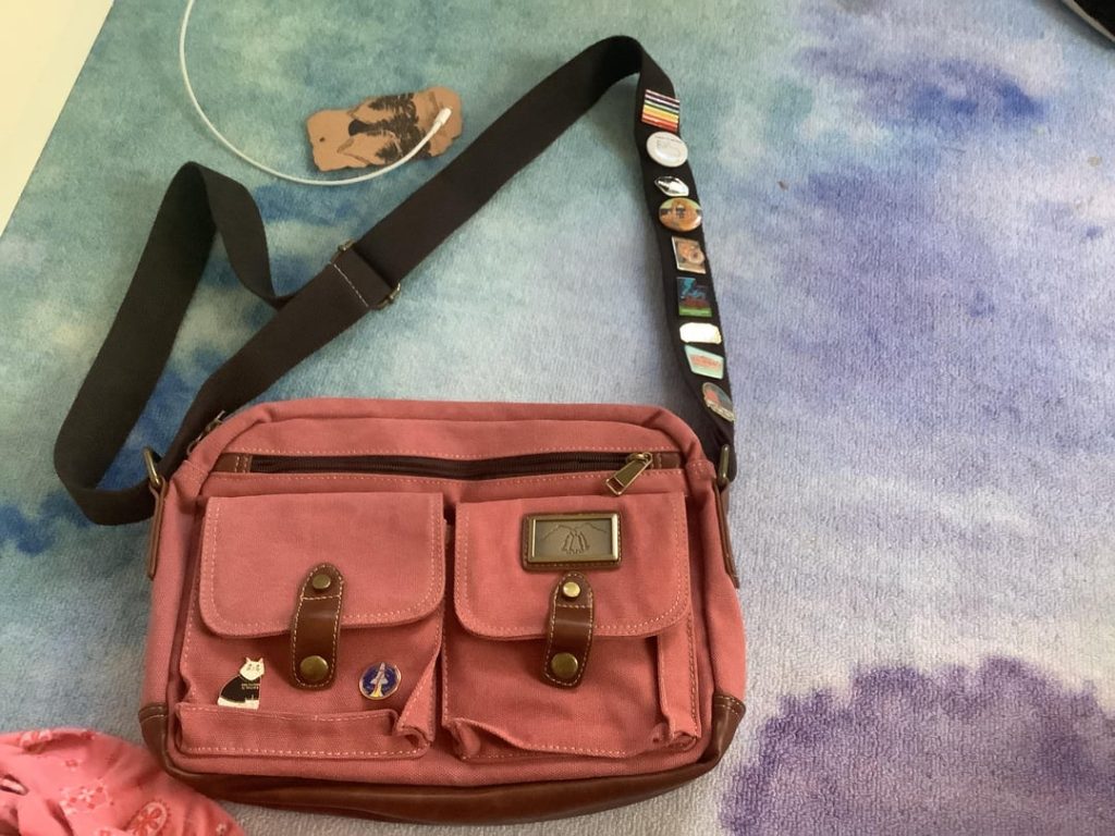 What Should I Put in My Messenger Bag