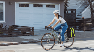 Where Should Messenger Bag Hang Bike Commuting
