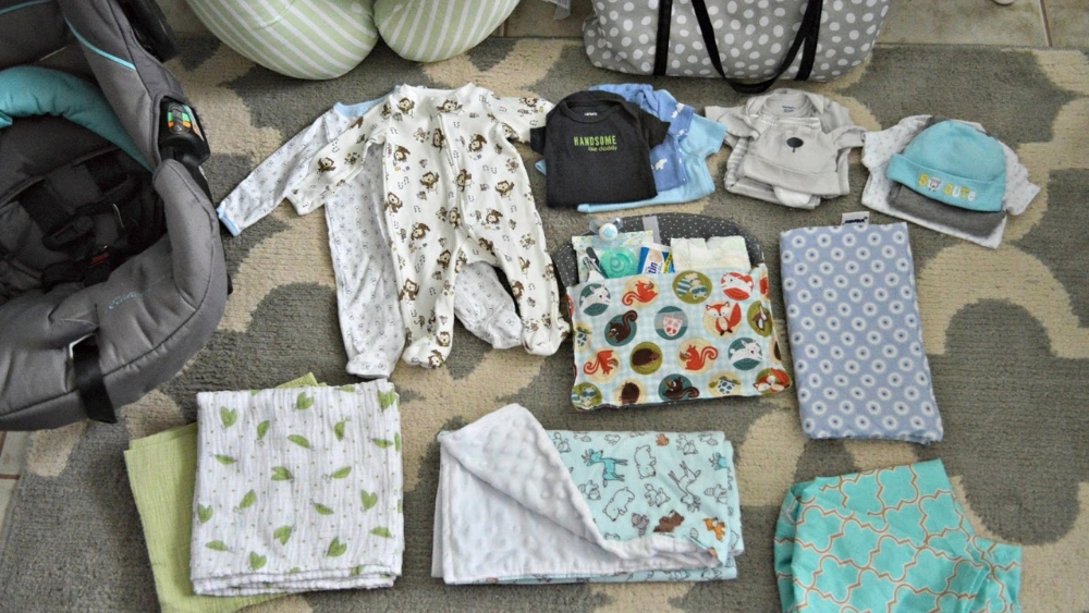 What to Pack in Baby Overnight Bag: Essential Items for New Parents