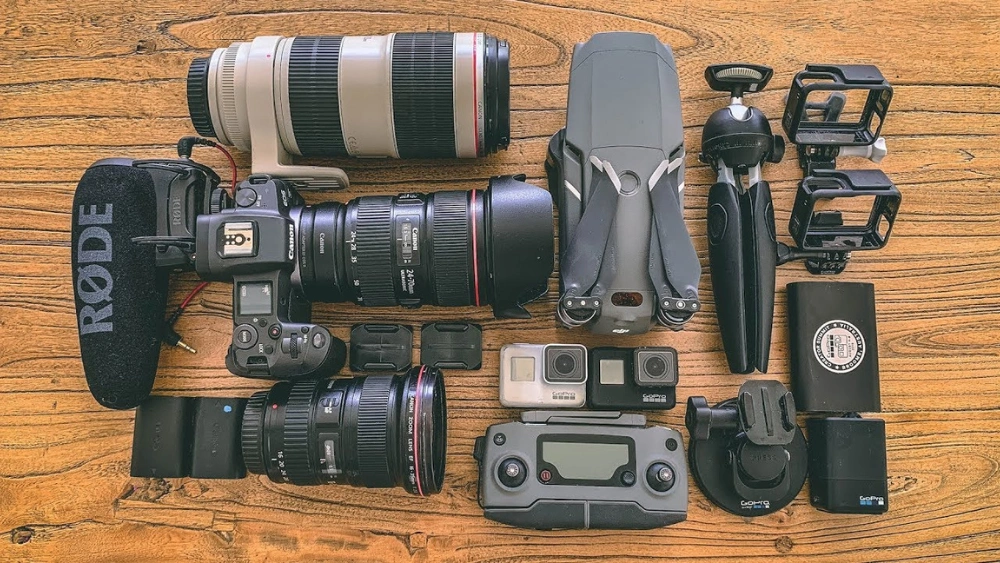 Camera Bag for Vloggers: Ultimate Guide to Stylish Protection