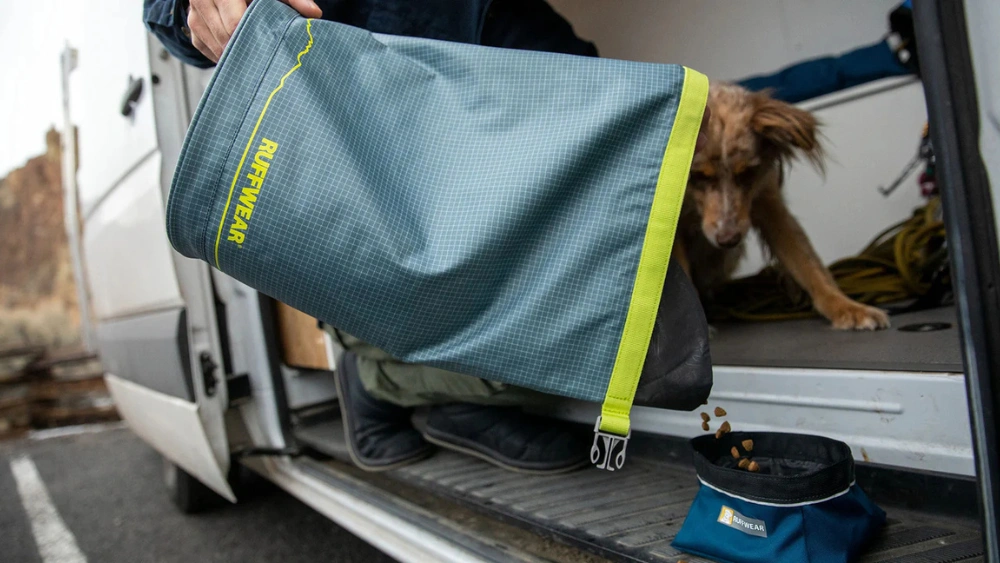 Dog Food Bag Travel Essentials: Keep Kibble Fresh On Every Adventure