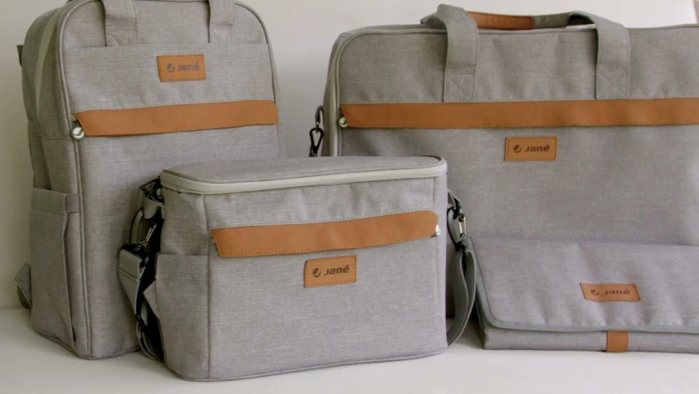 What to Pack in Baby’s Hospital Bag: Essential Must-Haves for Moms