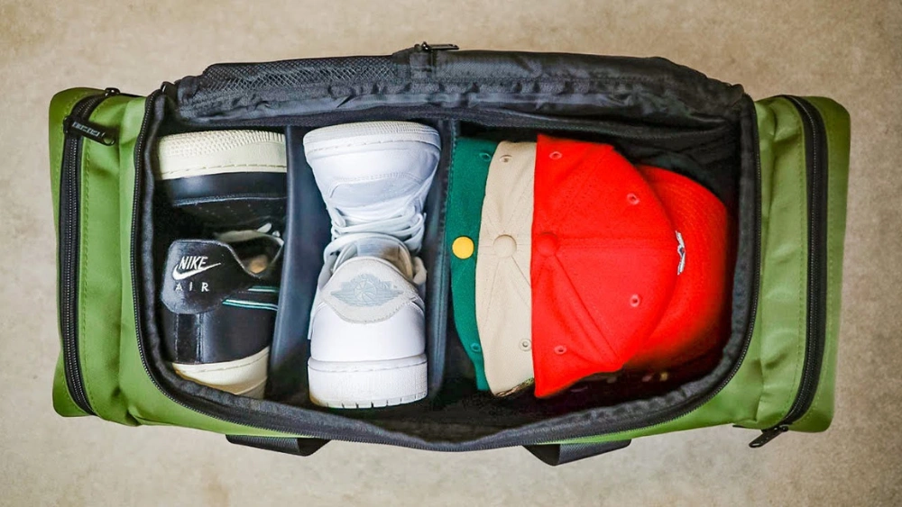 How to Store a Duffel Bag Properly: Essential Tips for Longevity