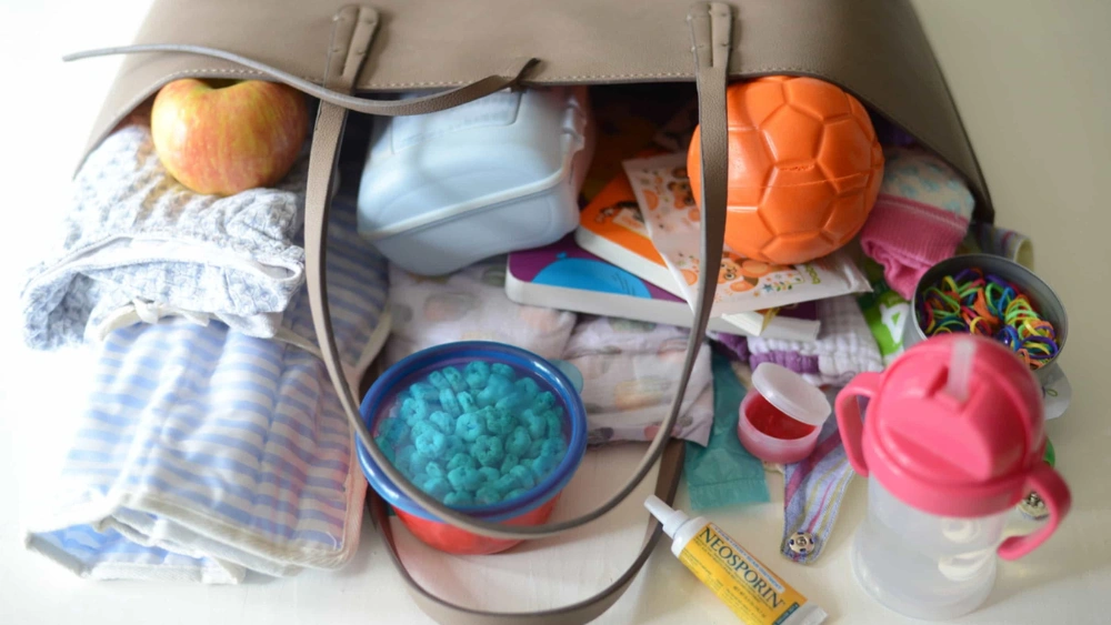 How to Prevent Spills Inside a Diaper Bag: Expert Tips Revealed