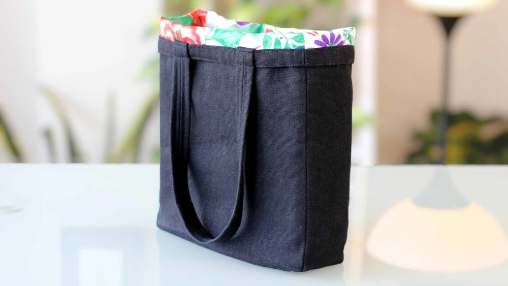 How to Make a Lined Tote Bag With Pockets: Easy DIY Guide