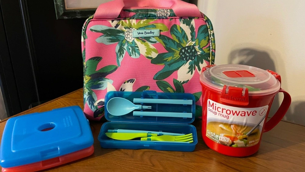How to Wash Vera Bradley Lunch Bag: Easy Steps for a Fresh Clean