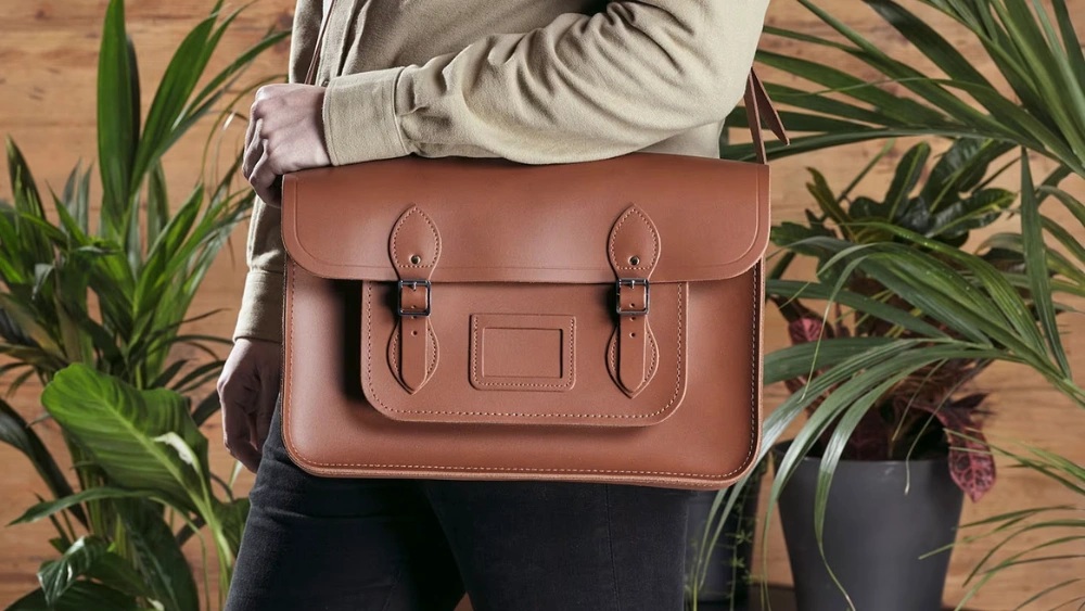 When Use a Satchel Bag: Ultimate Guide to Stylish Functionality